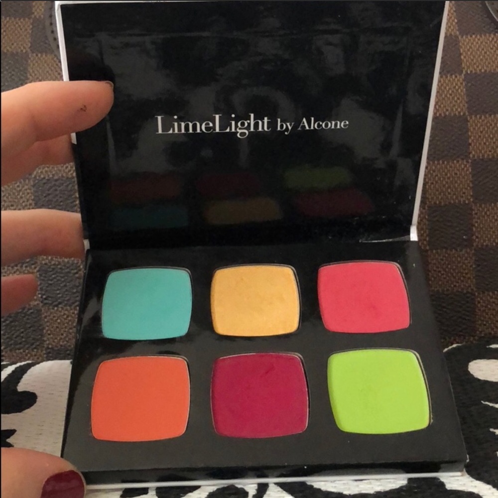 LimeLight by Alcone Lottie Palette